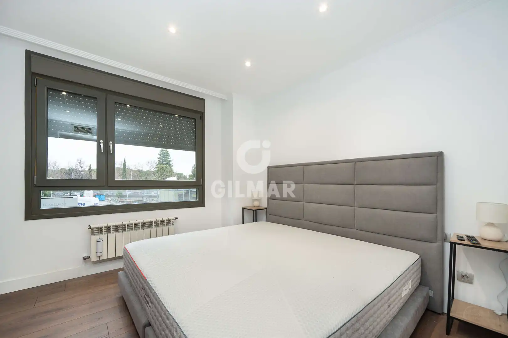 Bedroom of Flat for sale in Madrid  with Heating, Private garden and Storage room