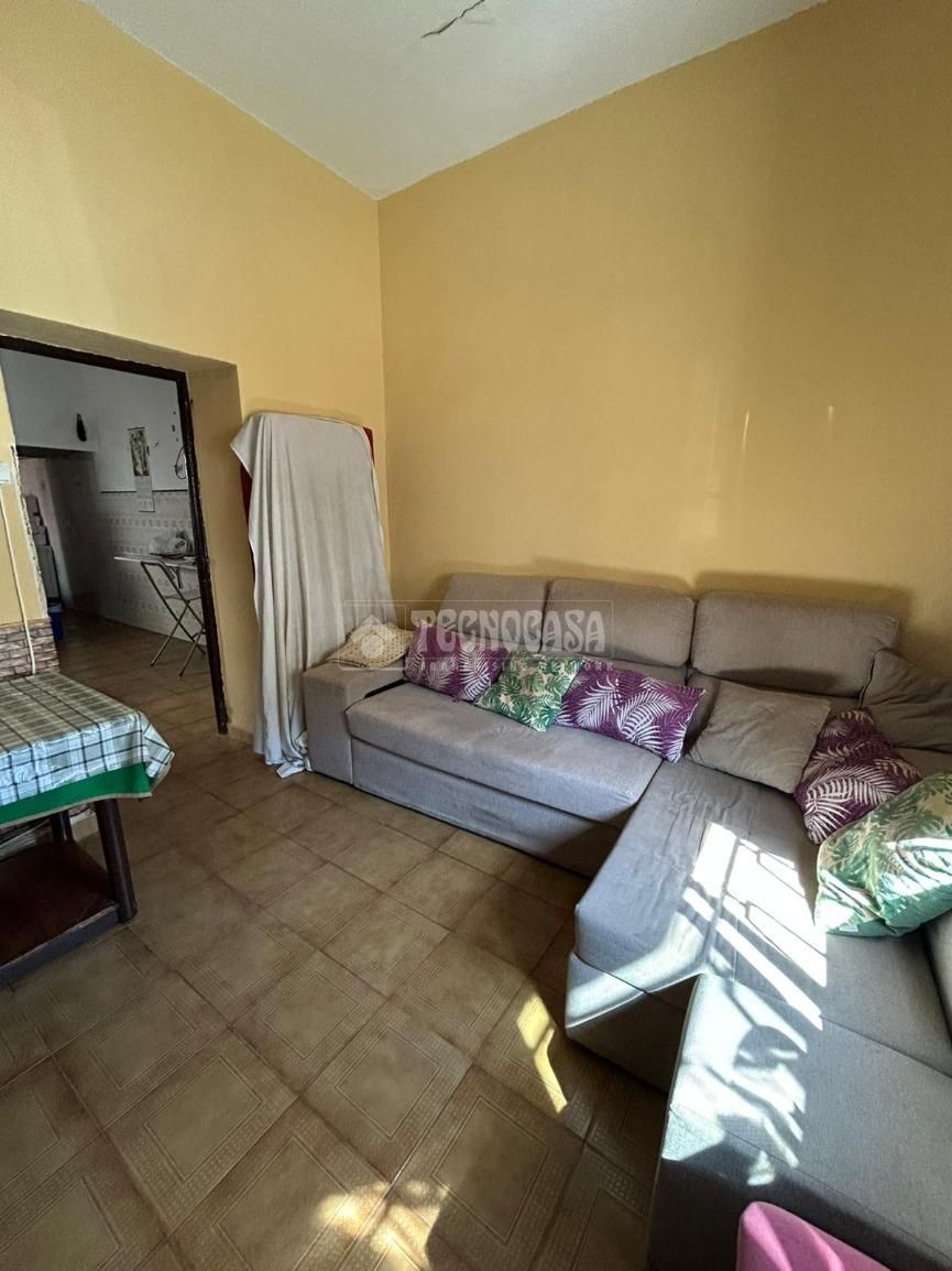 Living room of Single-family semi-detached for sale in Alcalá de Guadaira