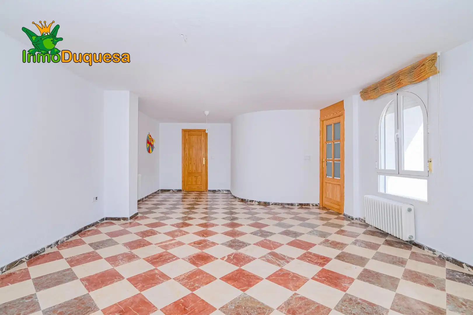 Casa adosada en venta en Gójar con Calefacción y Terraza