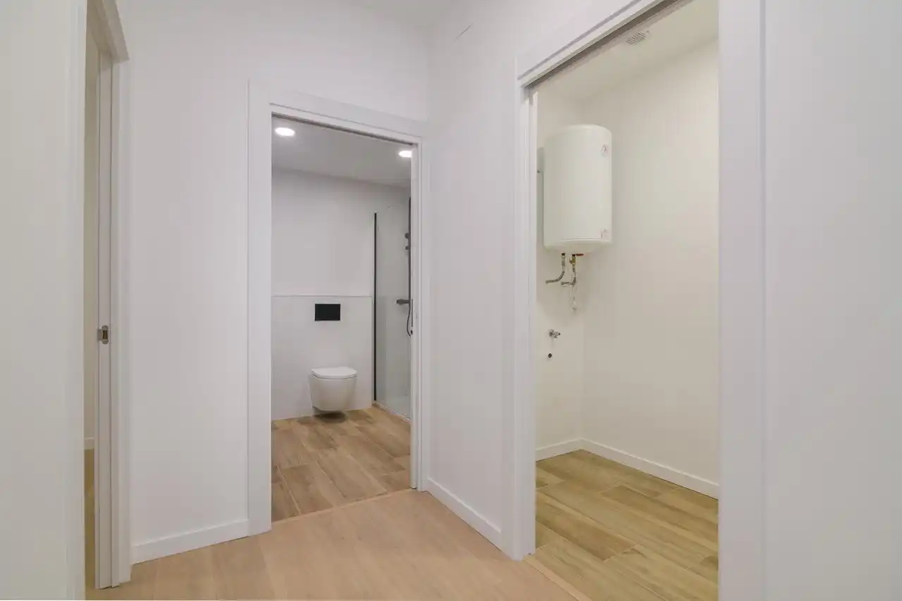 Baño de Piso en venta en Montmeló con Aire acondicionado, Calefacción y Alarma