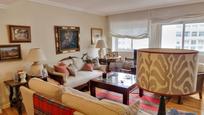 Flat for sale in Zona de Plaza de Barcelos, imagen 1