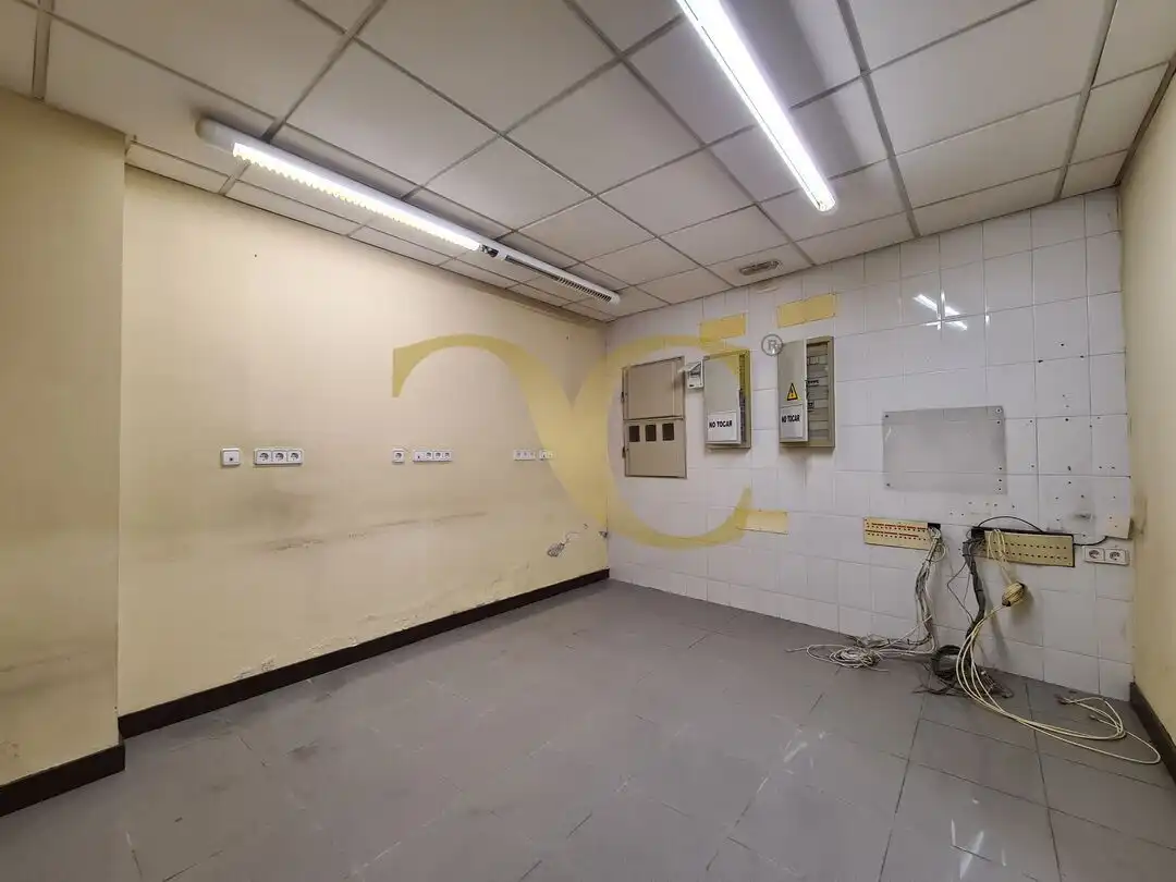 Commercial properties for rent in Gijón   with Air Conditioner