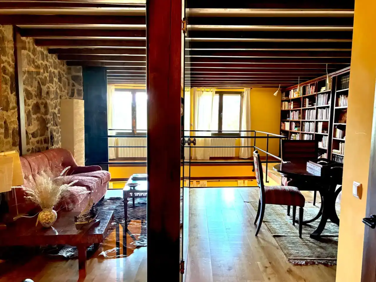 Sala de estar de Casa o chalet en venta en Mogarraz con Jardín privado y Parquet