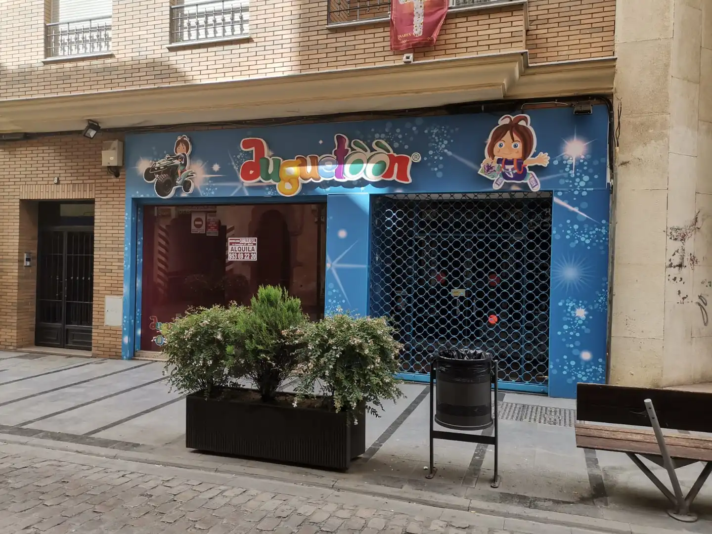 Local en venda en Linares
