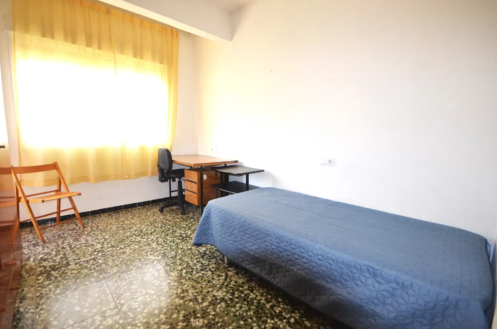 Bedroom of Flat for rent in Murcia  with Furnished, Oven and Washing machine