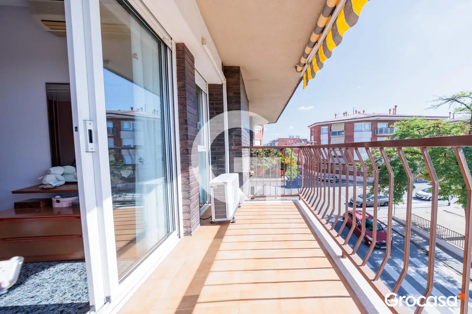 Balcony of Houses for sale in Terrassa  with Air Conditioner, Heating and Terrace