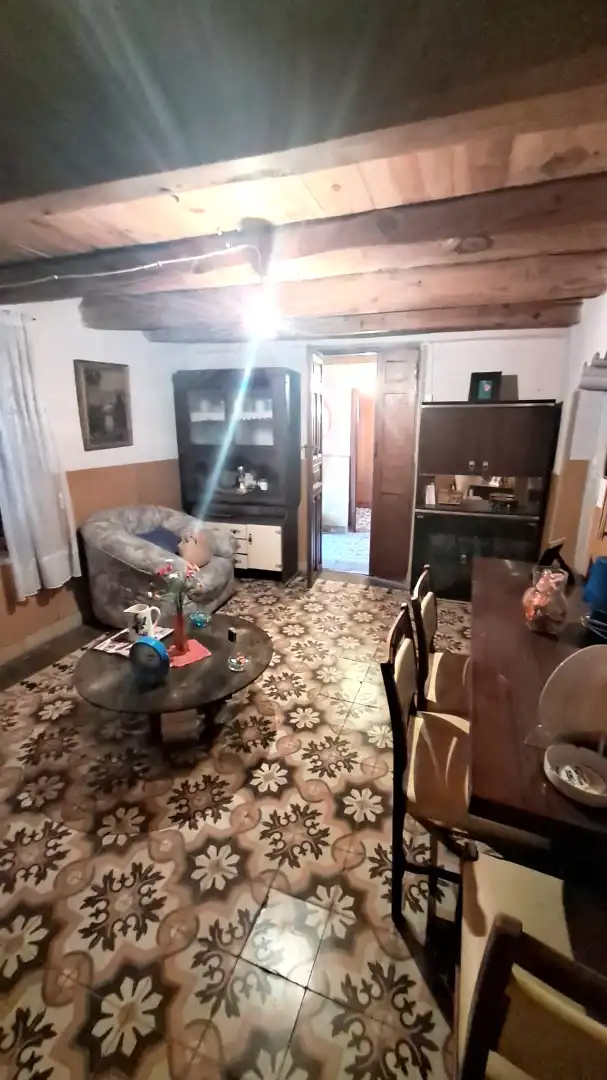 Sala d'estar de Casa o xalet en venda en Frumales amb Calefacció i Moblat