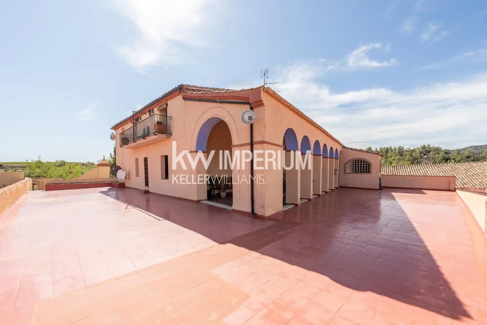 Vista exterior de Finca rústica en venda en El Molar (Tarragona) amb Aire condicionat, Calefacció i Jardí privat