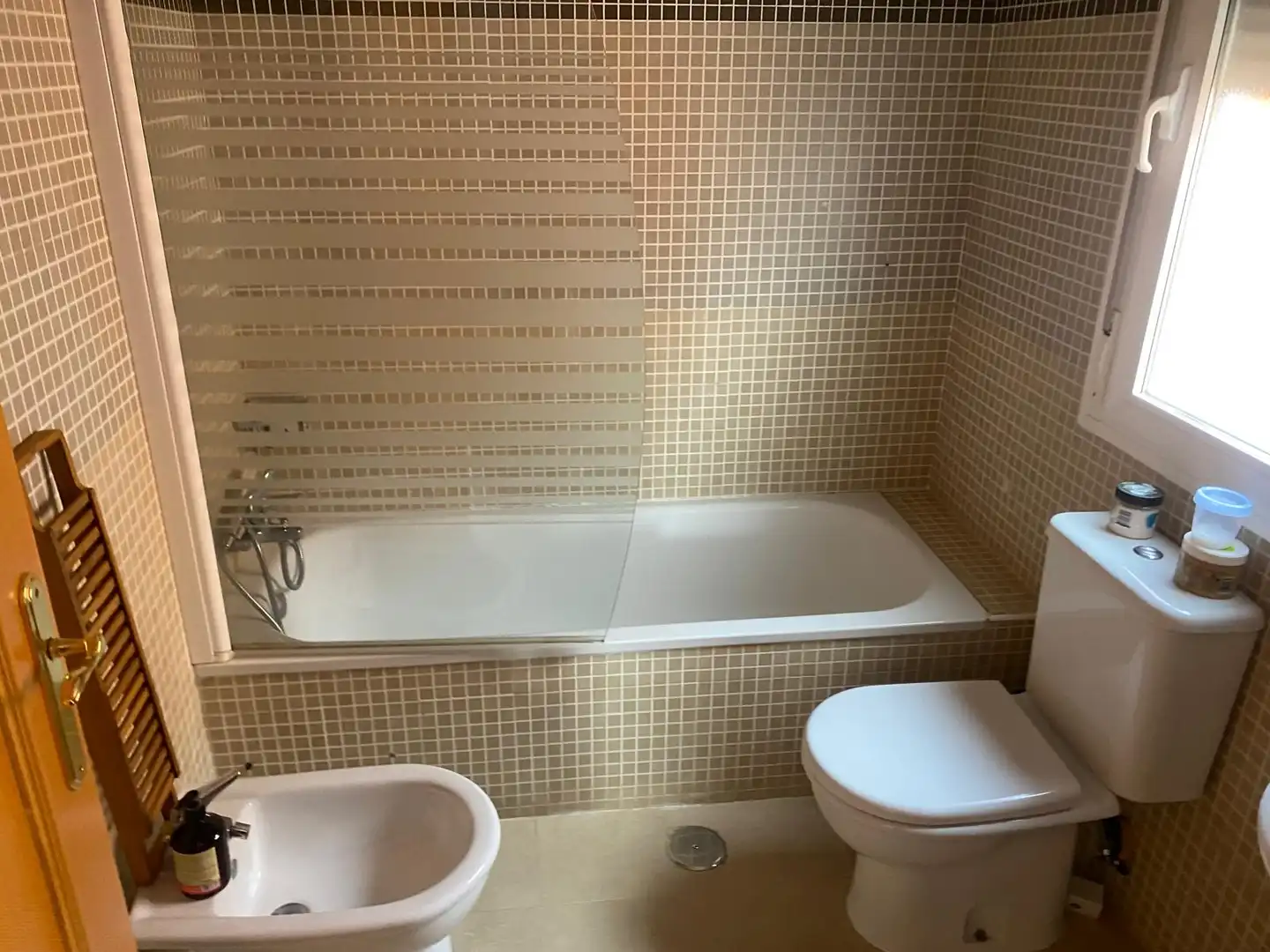 Baño de Casa adosada en venta en Poblete con Aire acondicionado, Calefacción y Jardín privado