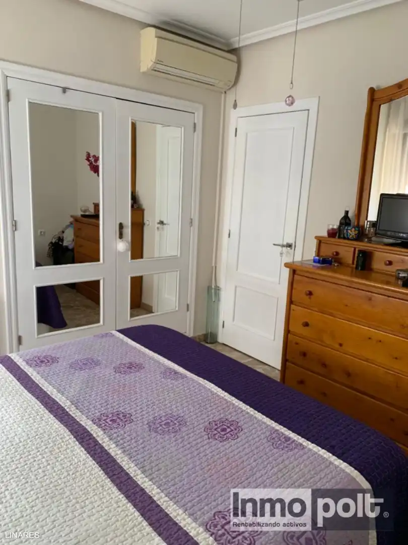 Habitación de Piso de alquiler en Linares con Aire acondicionado, Calefacción y Terraza