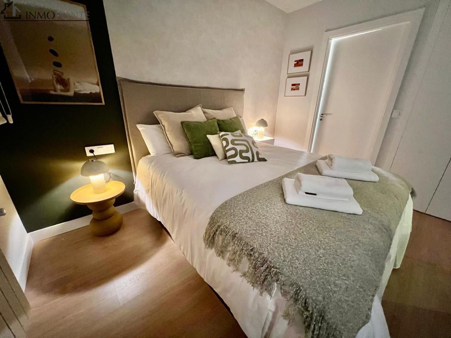 Bedroom of Apartment for sale in Pontevedra Capital 
