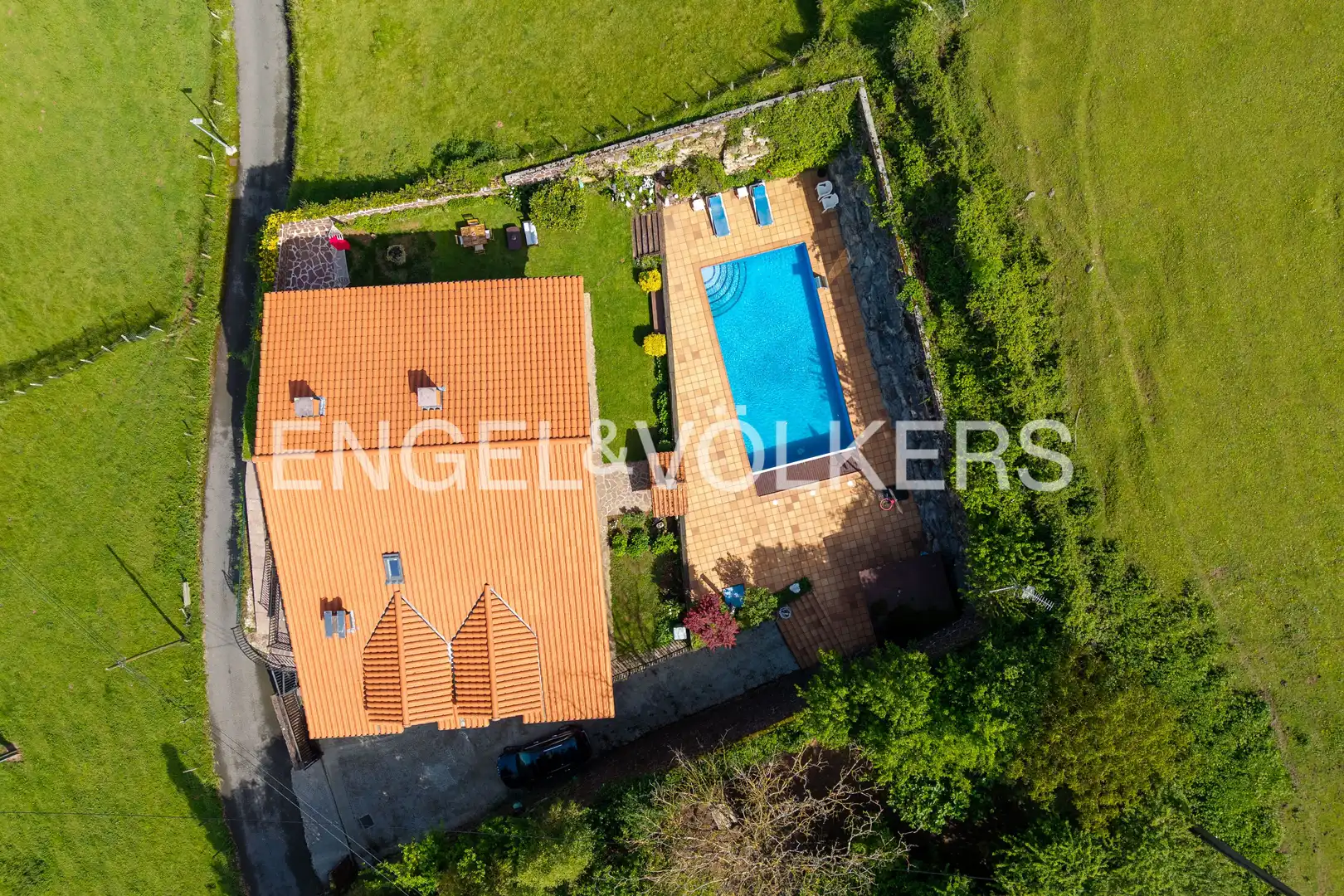 Piscina de Casa o chalet en venta en Elduain con Calefacción, Jardín privado y Terraza