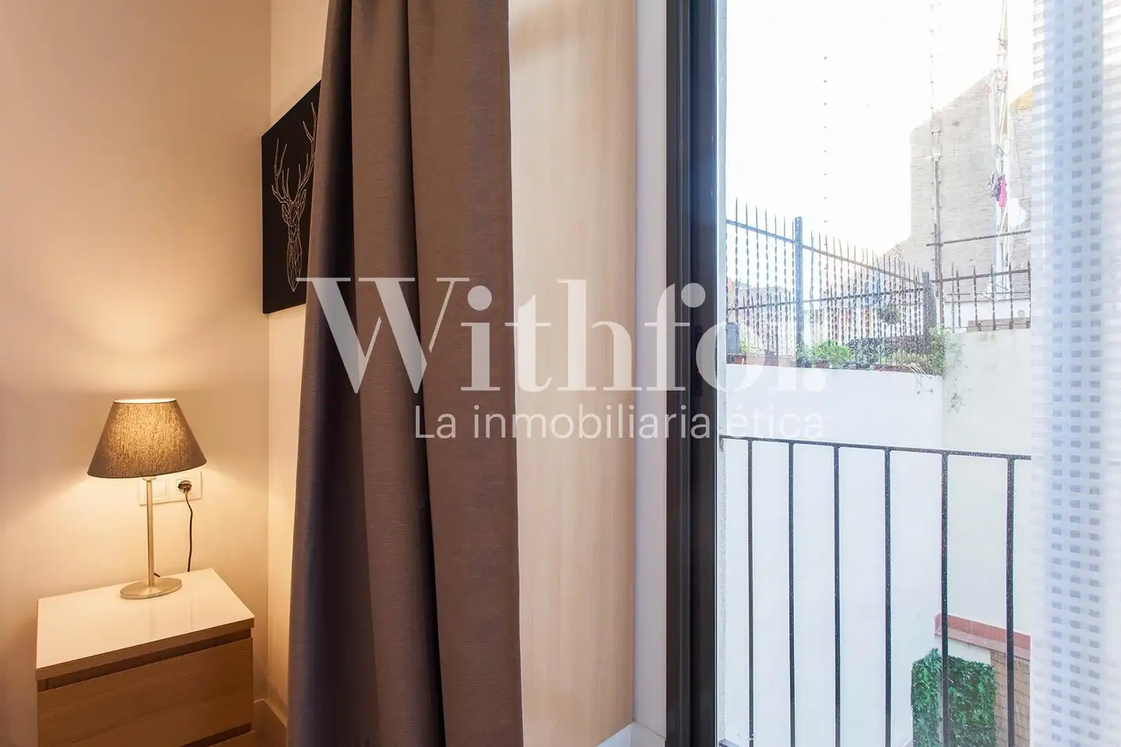 Bedroom of Flat for sale in Barcelona  with Air Conditioner, Heating and Parquet flooring