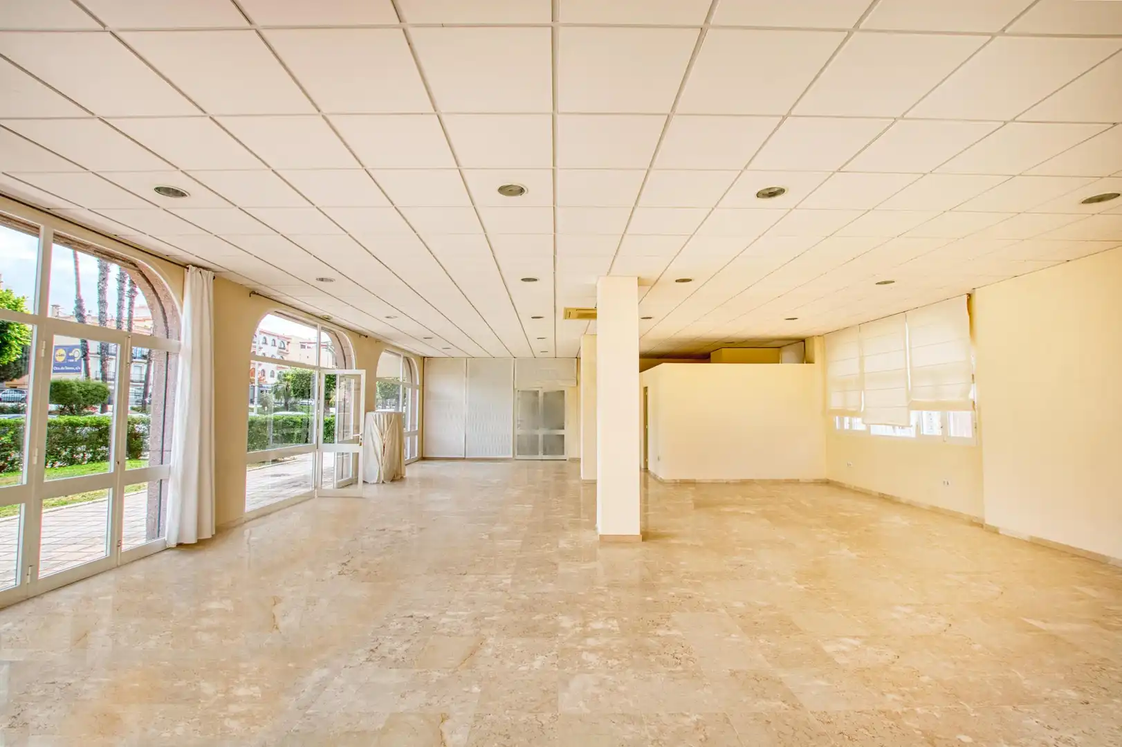 Commercial properties for sale in Torrox