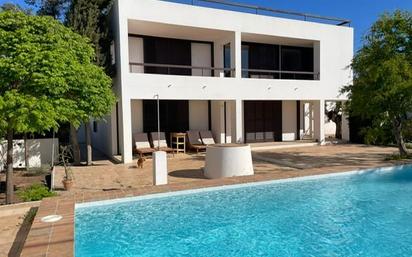 Piscina de Casa o xalet en venda en Santa Eulària des Riu amb Aire condicionat, Jardí privat i Piscina