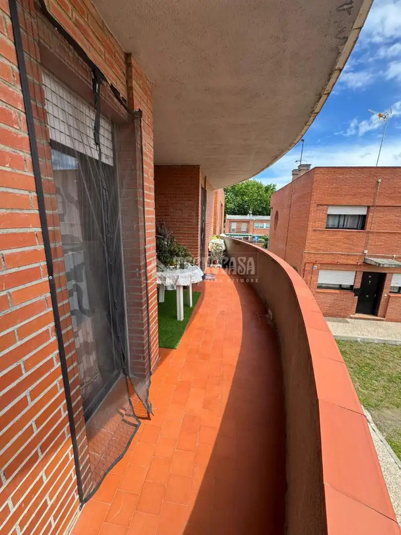 Balcony of Flat for sale in Madrid