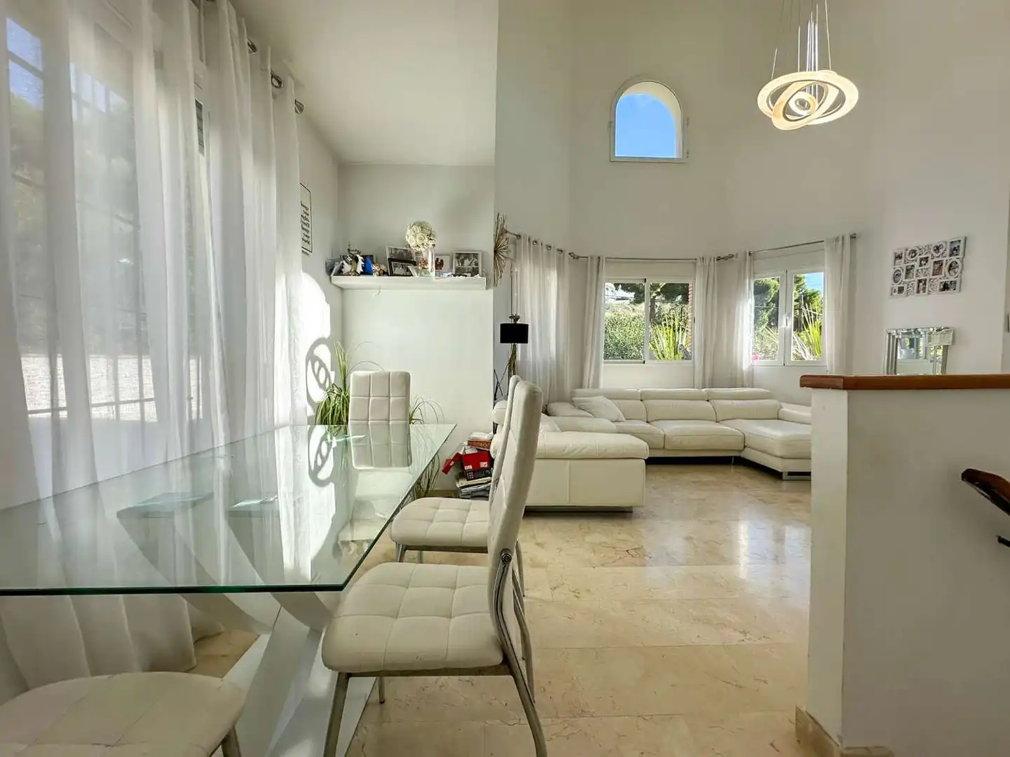 Wohnzimmer von Einfamilien-Reihenhaus zum Verkauf in Salobreña mit Terrasse und Schwimmbad