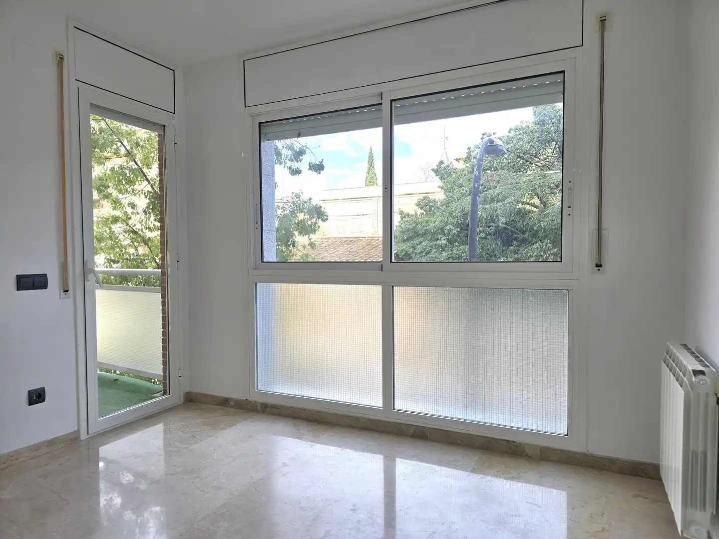 Außenansicht von Wohnung zum Verkauf in Reus mit Klimaanlage, Heizung und Terrasse