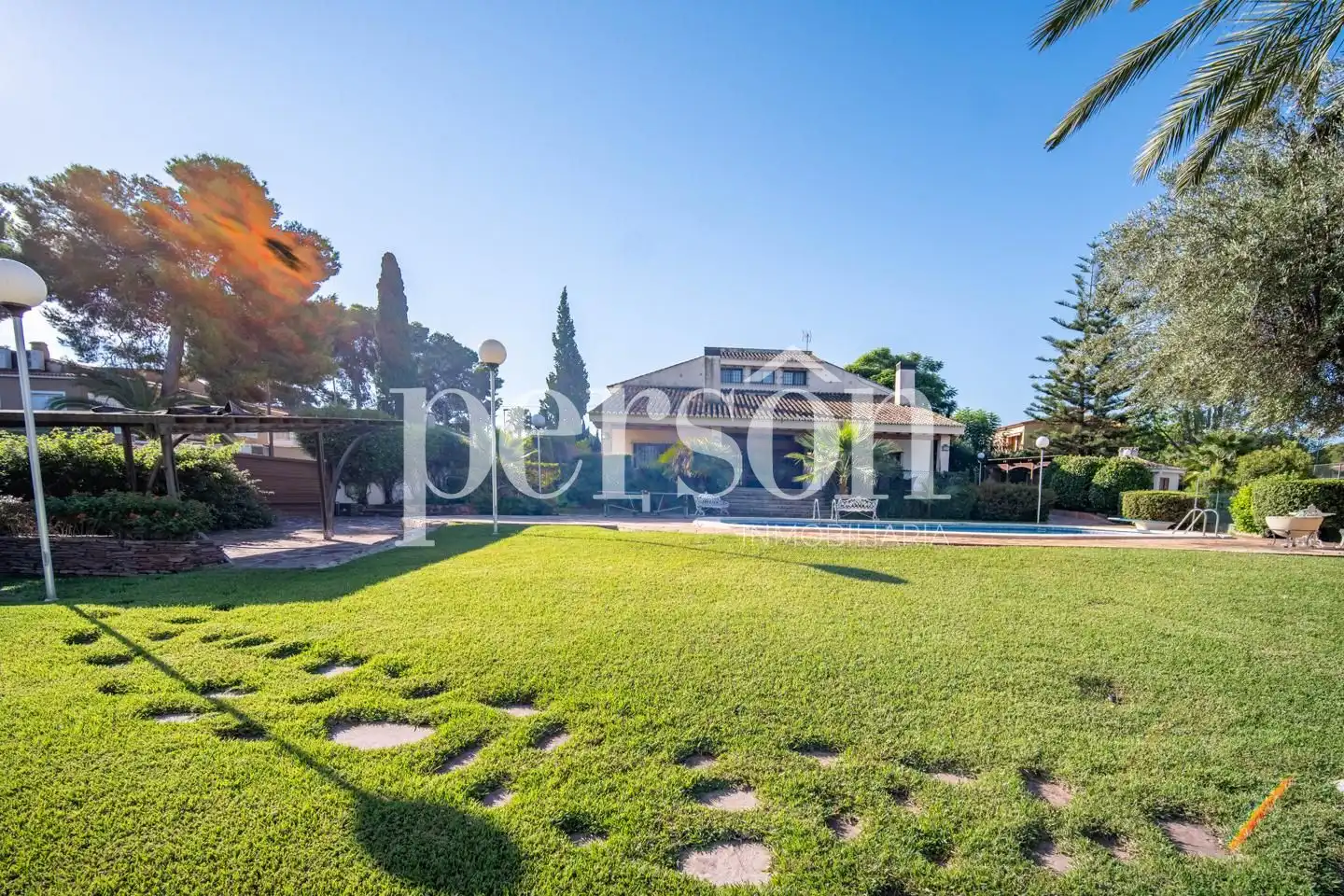 Jardí de Casa o xalet en venda en L'Eliana amb Aire condicionat, Calefacció i Jardí privat