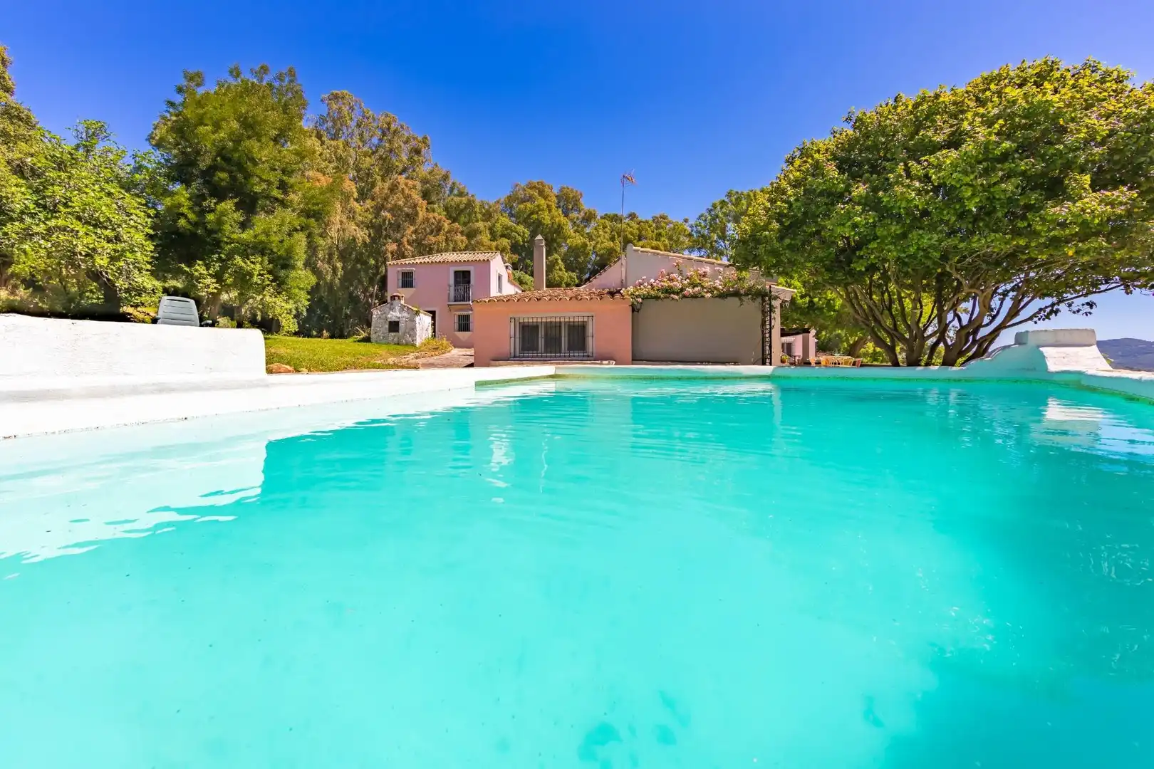 Schwimmbecken von Country house zum Verkauf in Tarifa mit Heizung und Gemeinschaftspool