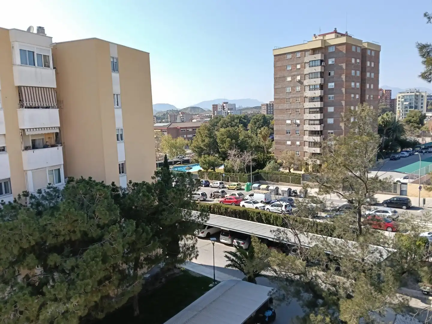 Vista exterior de Pis en venda en Alicante / Alacant amb Aire condicionat, Terrassa i Moblat