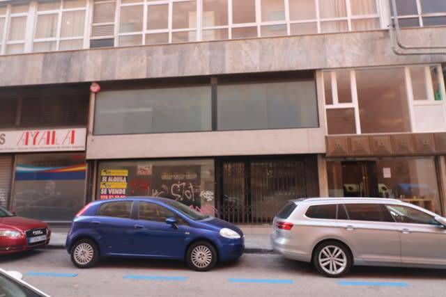 Local comercial en Venta en C/ Paricio Frontinan Jose en Plaza de Toros
