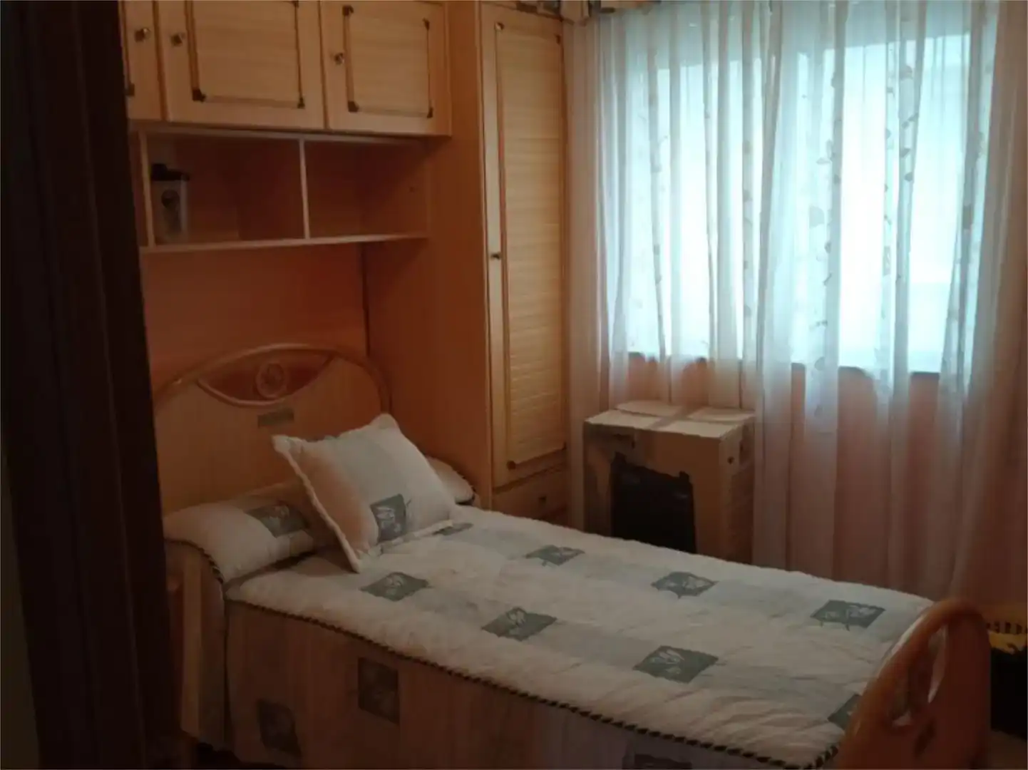 Habitación de Piso de alquiler en Ares, A Coruña