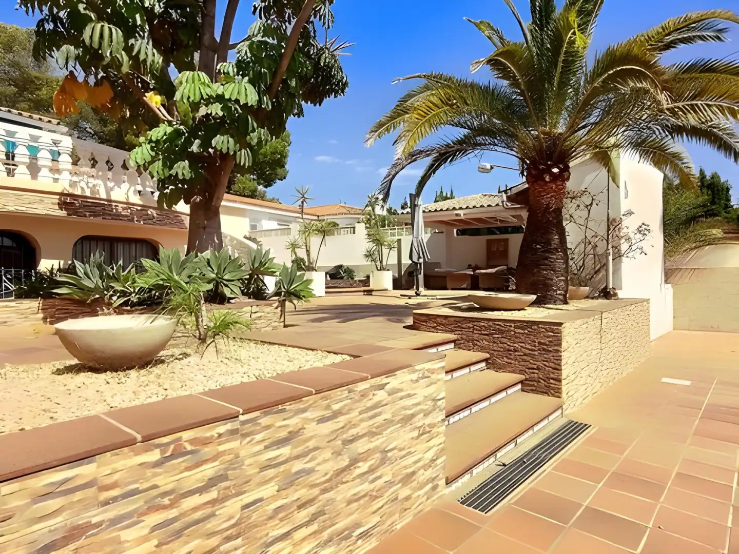 Casa aparellada amb piscina en venda a La Nucia Pueblo, imagen 3