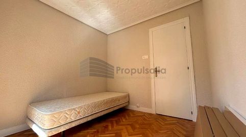 Foto 4 de Piso de alquiler en De Sevilla, Ruiseñores, Zaragoza Capital