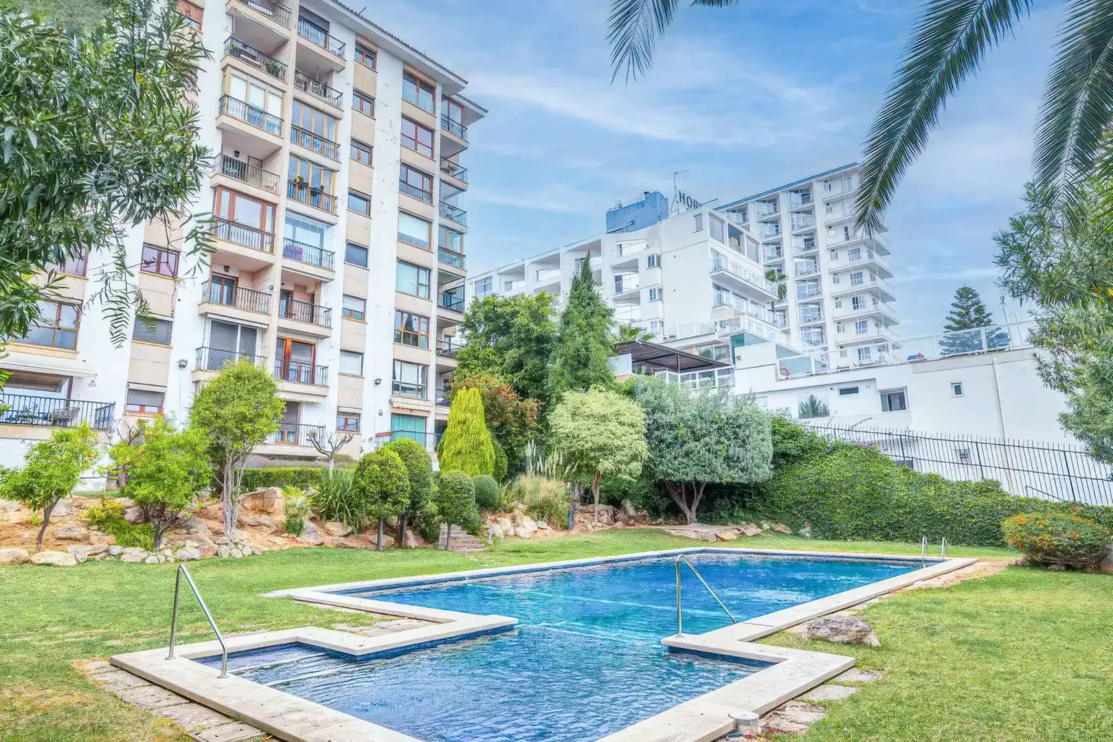 Piscina de Apartament en venda en  Palma de Mallorca amb Aire condicionat, Calefacció i Terrassa
