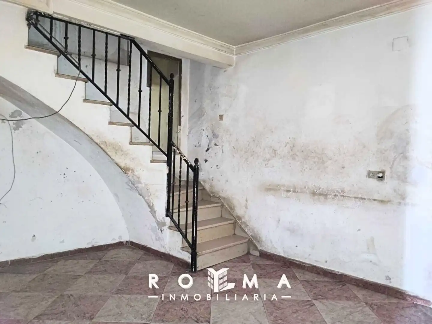 Casa adosada en venta en Peñaflor con Terraza
