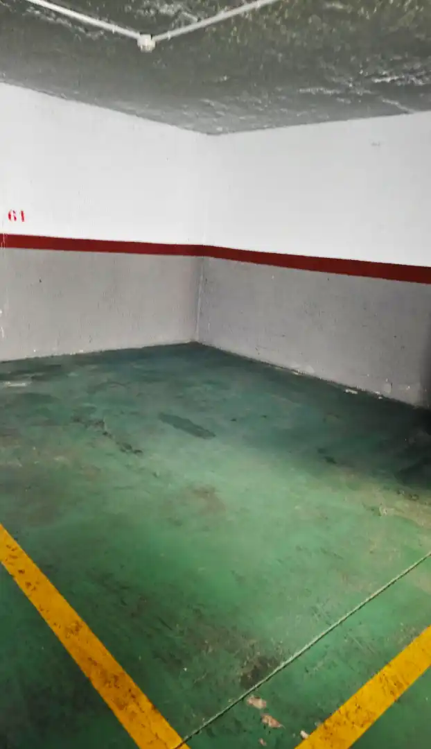 Doppelparkplatz zum Verkauf in Carrer de la Marina Alta 5, imagen 3