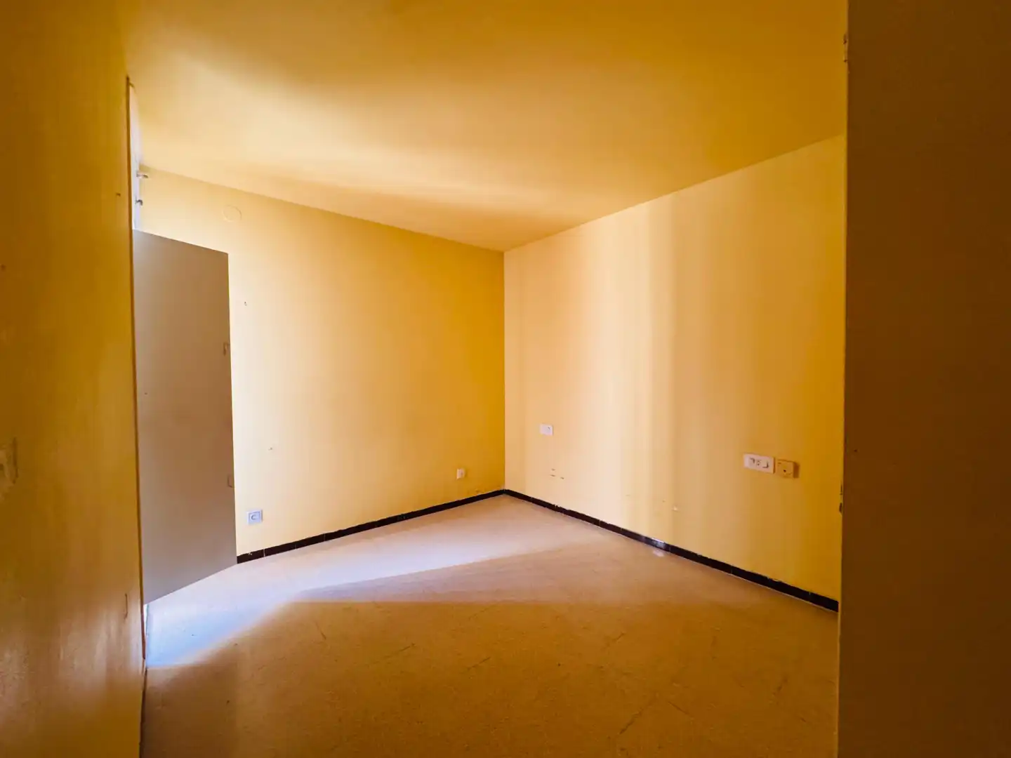 Piso en venta en Palafrugell con Calefacción, Terraza y Balcón