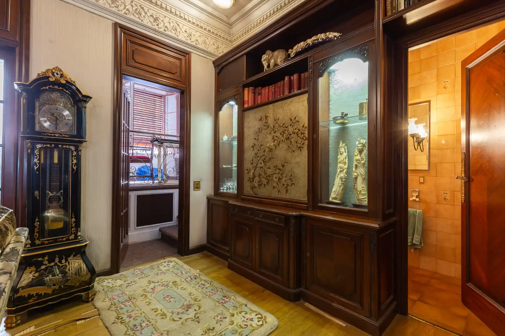 Einfamilien-Reihenhaus zum Verkauf in Barcelona mit Terrasse und Abstellraum