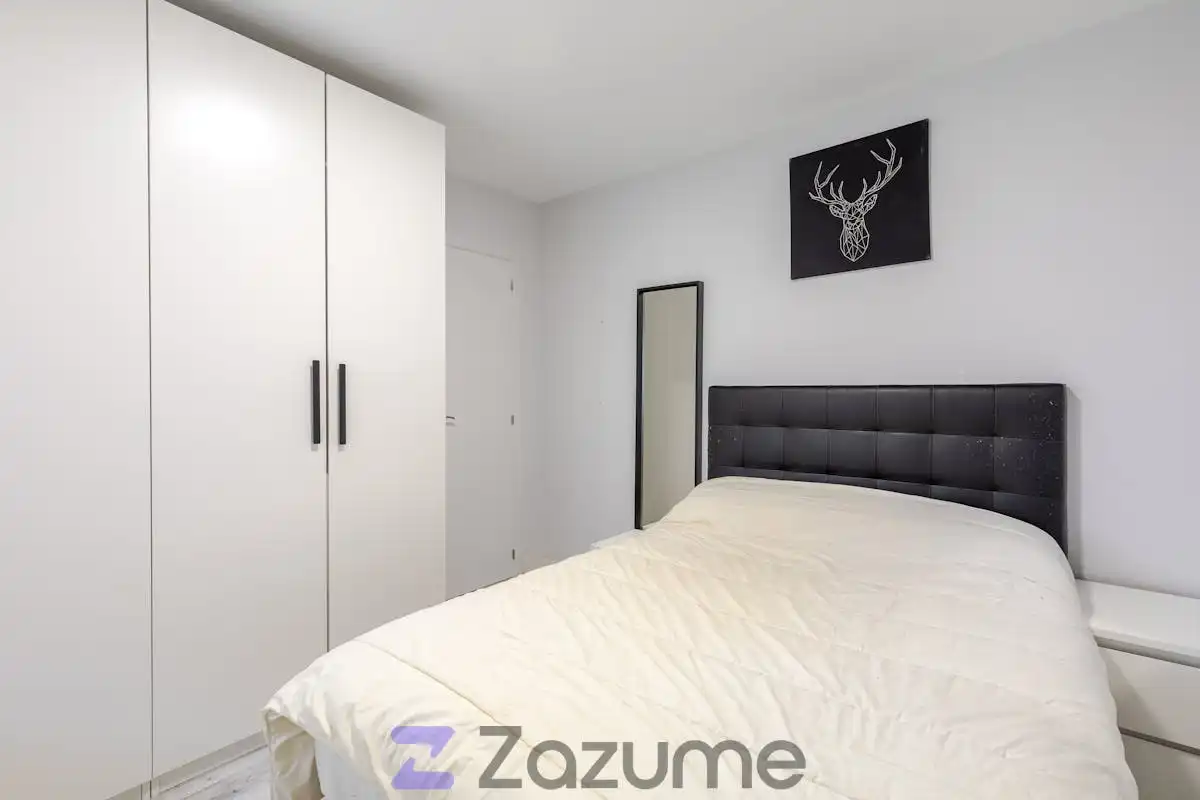 Bedroom of Flat for rent in Madrid  with Air Conditioner, Heating and Terrace