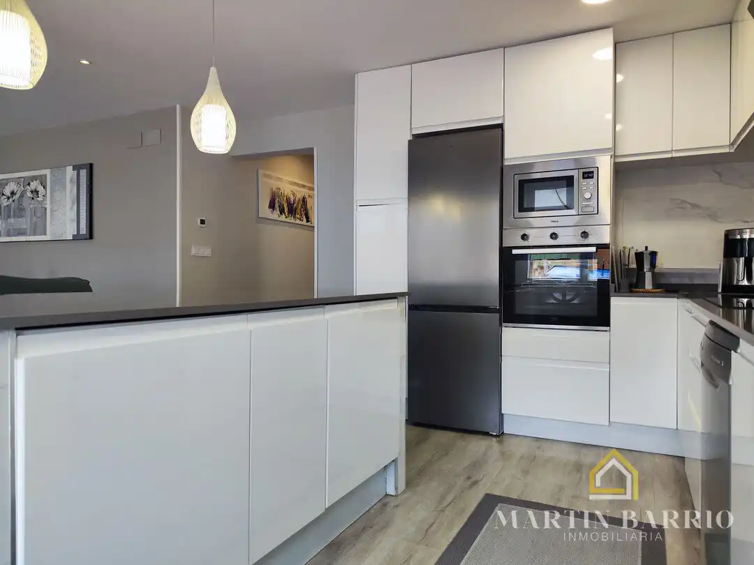 Cocina de Piso en venta en Muskiz con Calefacción, Jardín privado y Amueblado
