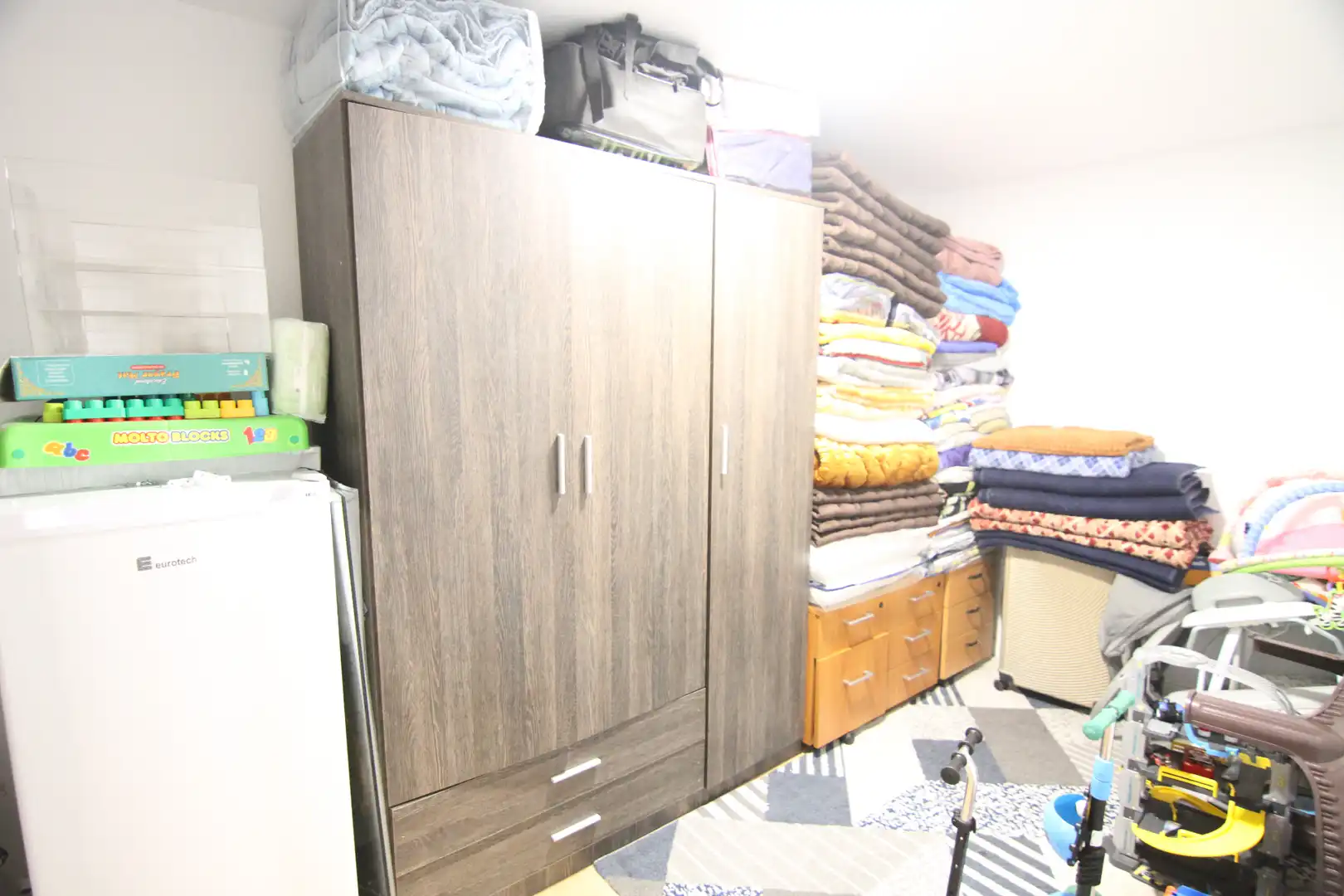 Dormitori de Casa o xalet en venda en Olesa de Montserrat amb Parquet, Terrassa i Forn