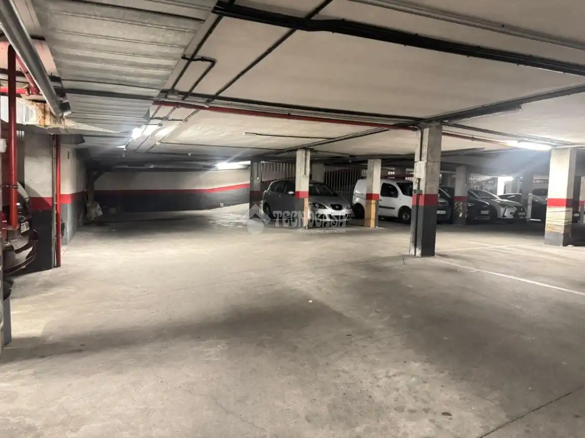 Parking de Garaje en venta en Madrid