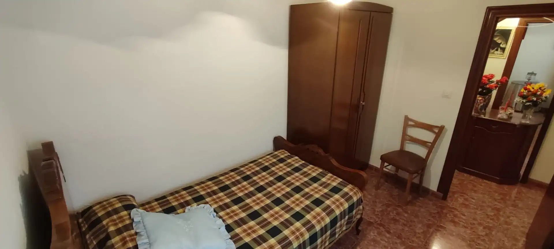 Dormitori de Pis en venda en Córdoba amb Aire condicionat i Moblat