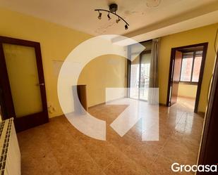 Sala d'estar de Àtic en venda en L'Hospitalet de Llobregat amb Forn i Balcó