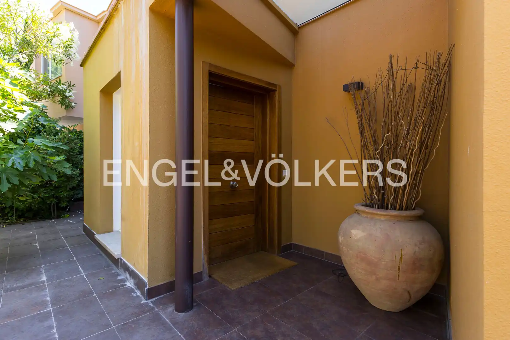 Houses for sale in La Moraleja  with Air Conditioner, Heating and Private garden