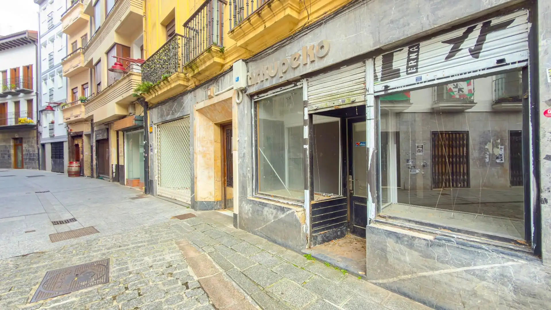 Local comercial en venda a Hernani