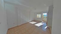 Sala d'estar de Casa adosada en venda en Mazarrón amb Terrassa i Balcó