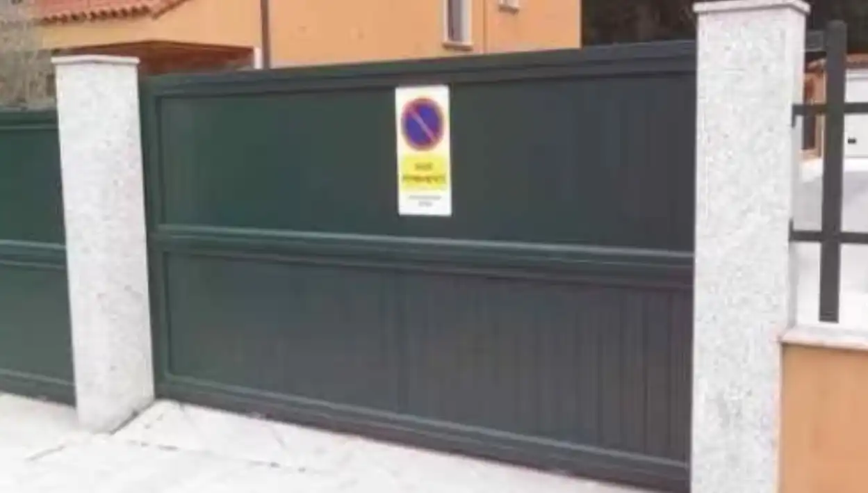 Aparcament de Garatge en venda en Castelldefels