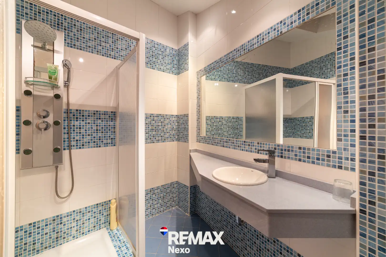 Baño de Dúplex en venta en Villalpando con Calefacción, Parquet y Trastero