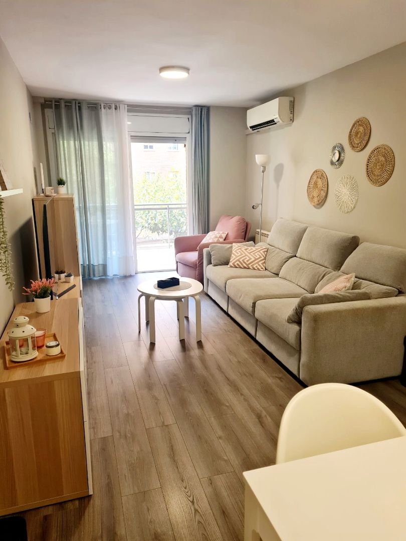 Sala d'estar de Pis en venda en  Tarragona Capital amb Aire condicionat, Calefacció i Parquet