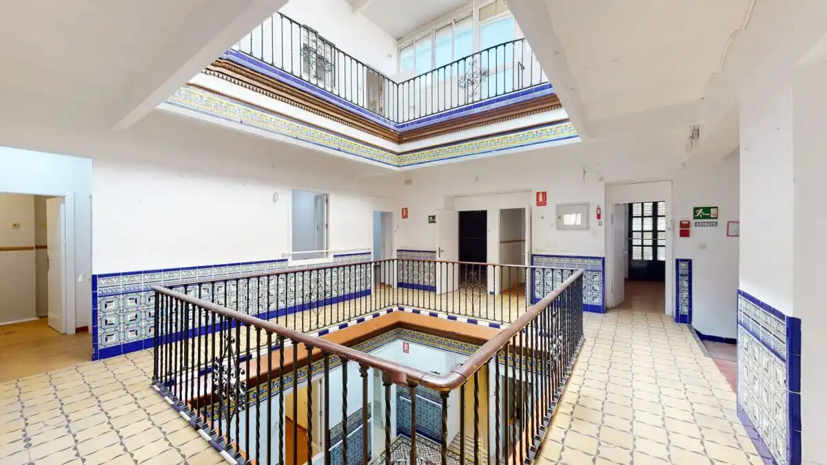 Houses for sale in Sevilla  with Air Conditioner, Terrace and Balcony