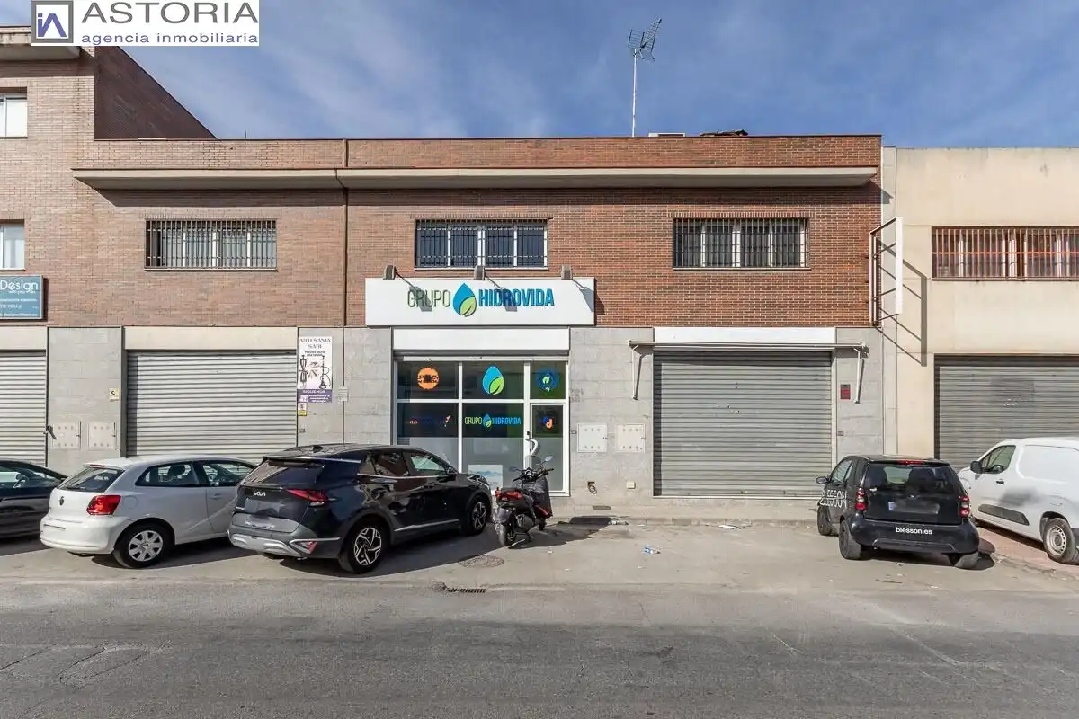 Nau industrial en venda a Avenida JUNCARIL, imagen 17