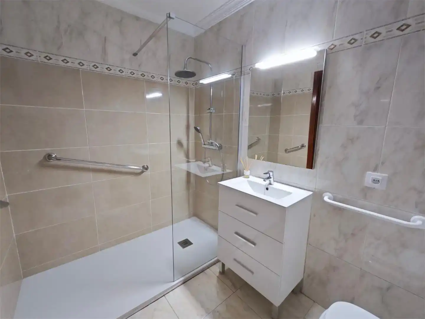 Baño de Piso en venta en  Palma de Mallorca con Aire acondicionado y Balcón