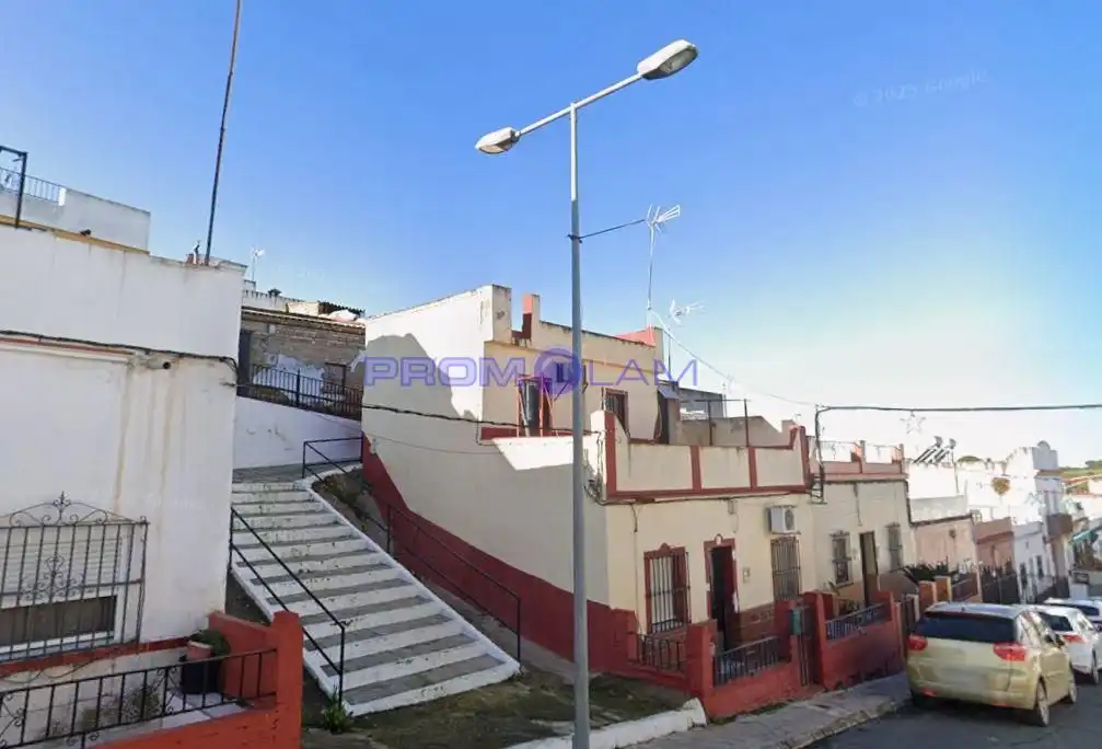 Exterior view of Houses for sale in La Puebla del Río  with Private garden and Terrace